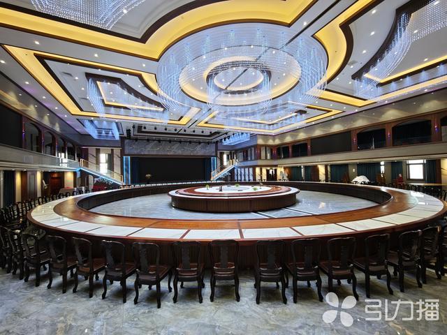 能坐108人!苏州这张“巨无霸”红木圆桌正申报世界纪录