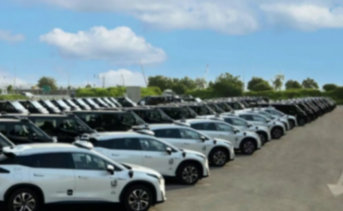 中国Robotaxi，与特斯拉、Waymo终有一战