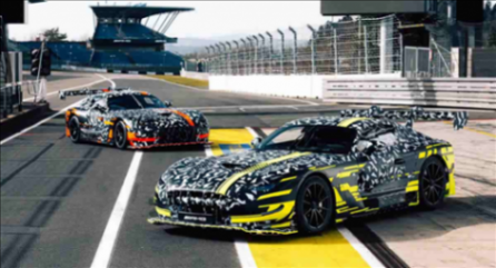 全新梅赛德斯-AMG GT3赛车及公路车官方谍照
