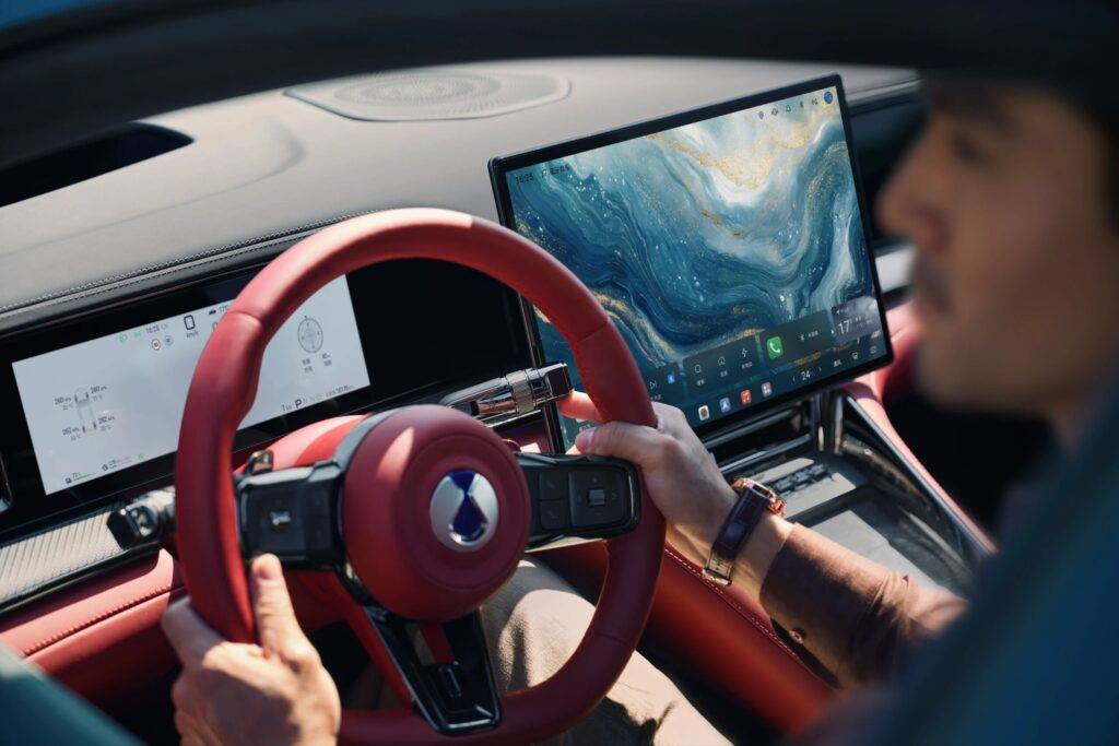 中国新能源猎装车大乱斗，全新腾势Z9GT只为胜利而来