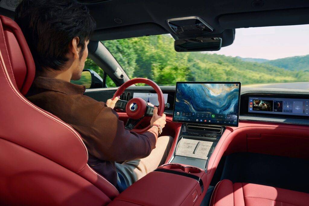 中国新能源猎装车大乱斗，全新腾势Z9GT只为胜利而来