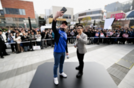 美孚1号&trade;进阶混动润滑科技，维斯塔潘亲临新品发布