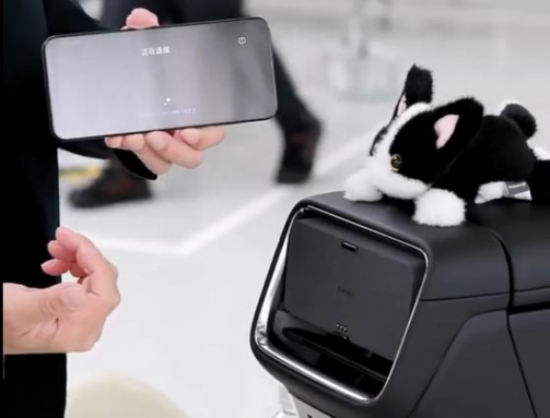 重构内饰豪华实用新标杆，格拉默为SU7打造&ldquo;高得房率&rdquo;副仪表板