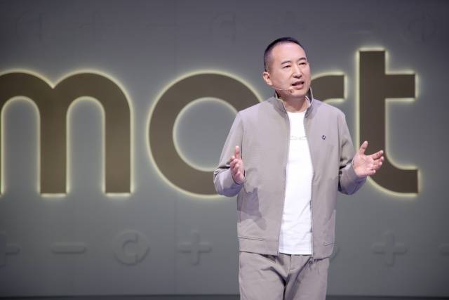 天生爱不同,smart登陆2026北京车展 精灵6号18.99万元起开启预售