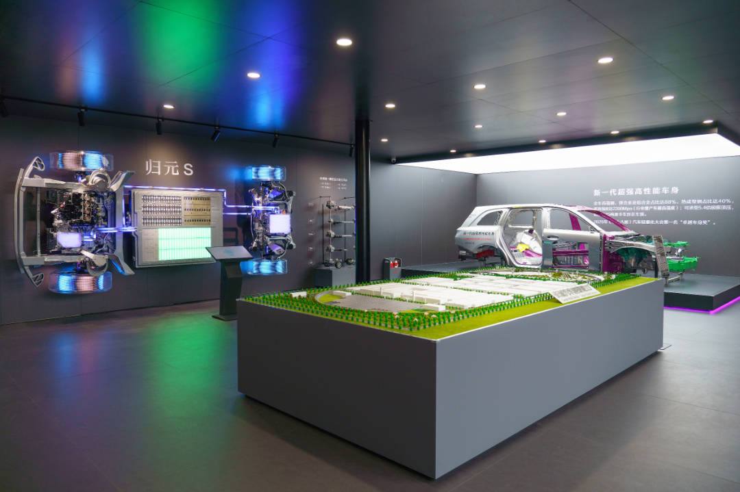 重塑中国豪华汽车全球旗舰标杆,魏牌V9X重磅登陆北京车展 4.jpg
