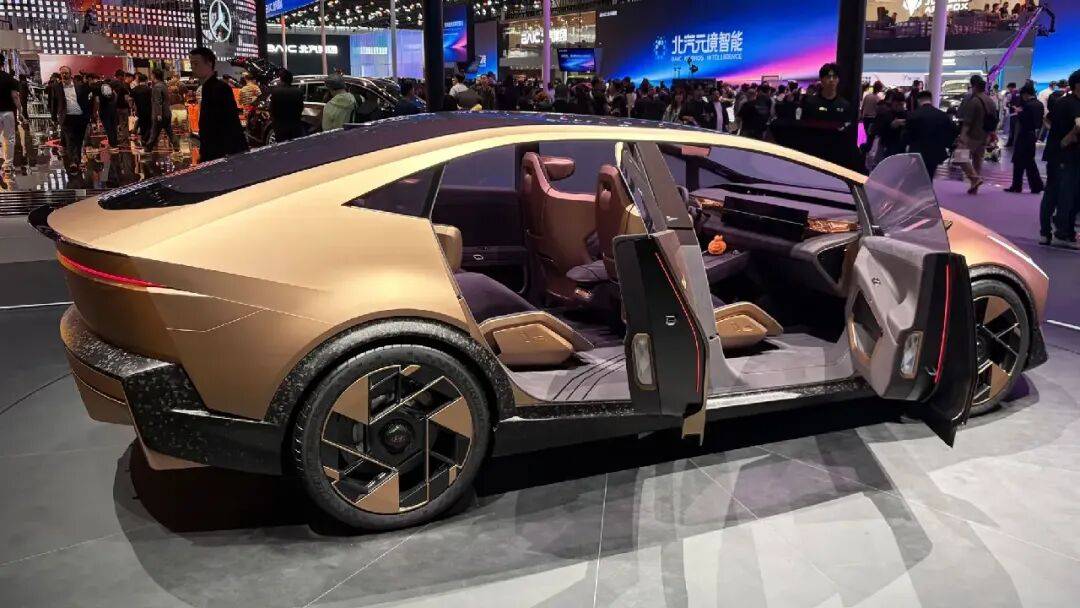 比Cybertruck还科幻:现代量产IONIQ概念车