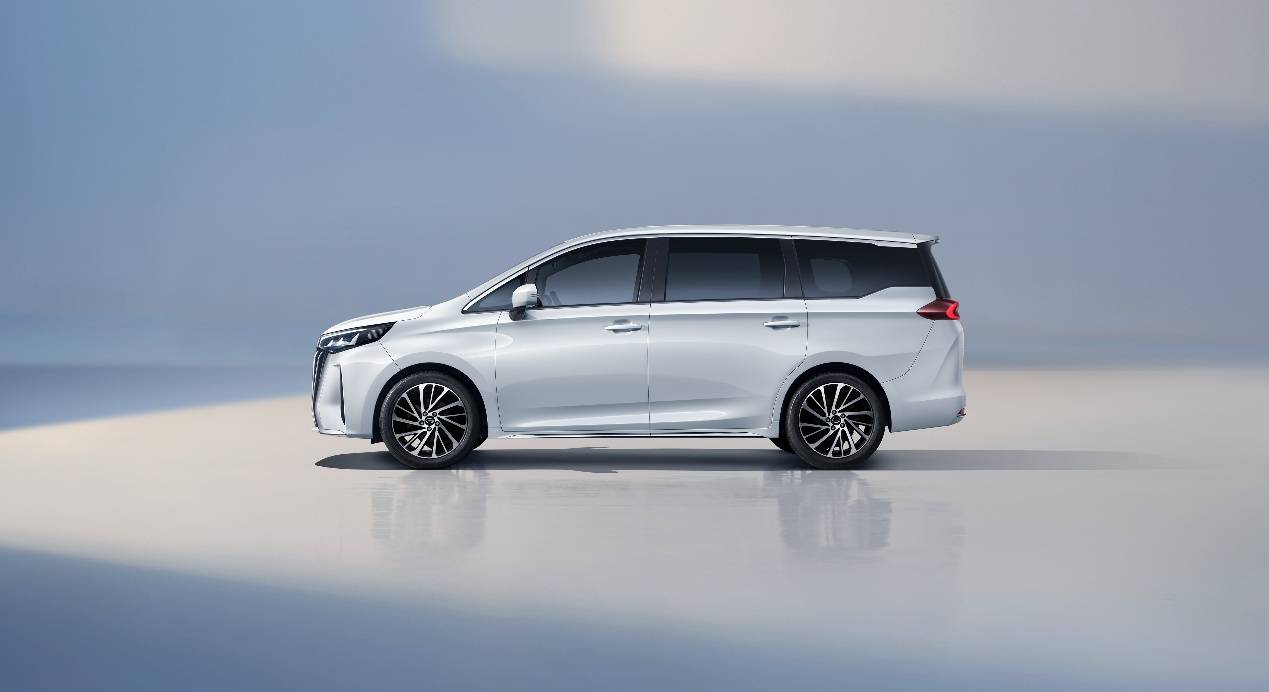 真七座+强智能+低油耗,2026款传祺M6 MAX 把家用 MPV 卷到新高度